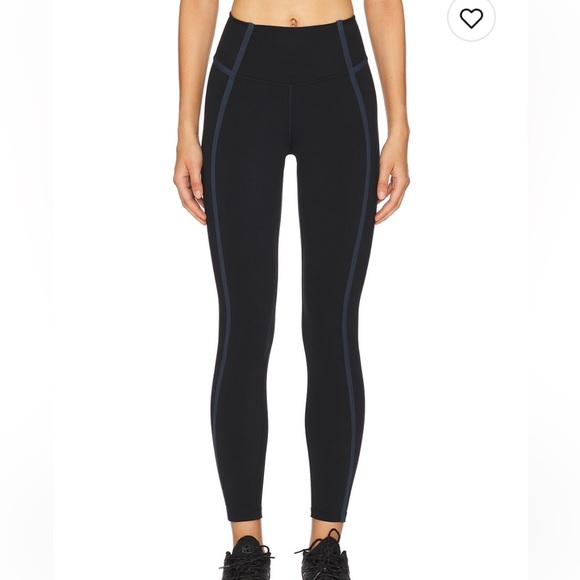 Nike 7/8 Sleek Black Leggings with Blue Stripes. Super Soft Stretchy Fabric. - Picture 9 of 15